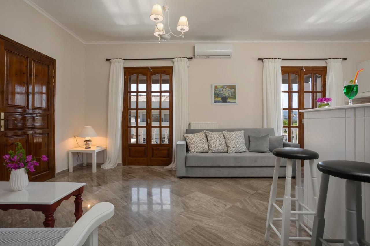 Elena Hara Apartment Alykanas  Bagian luar foto